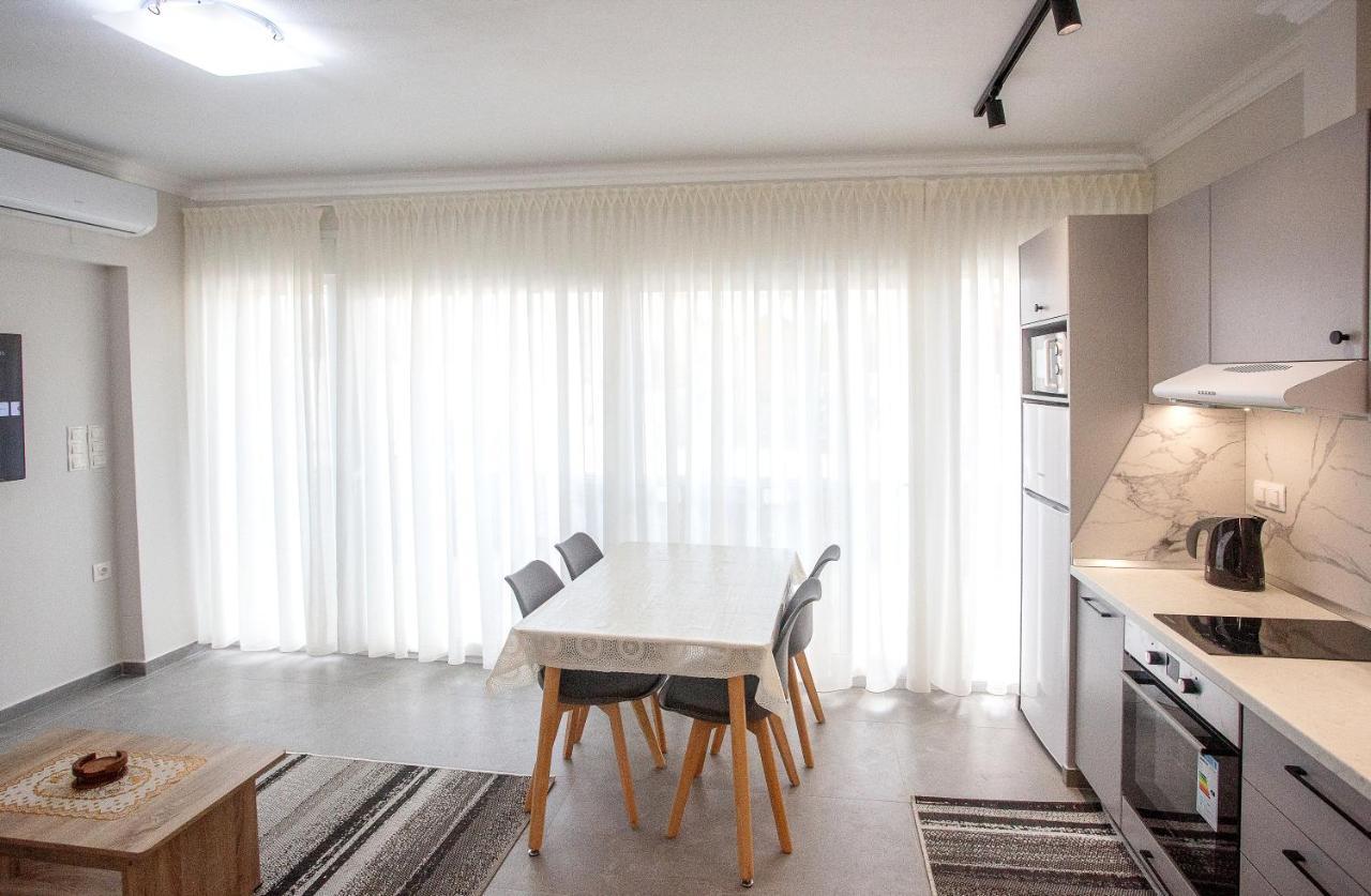 Natalia Peramos Appartement Néa Péramos Buitenkant foto