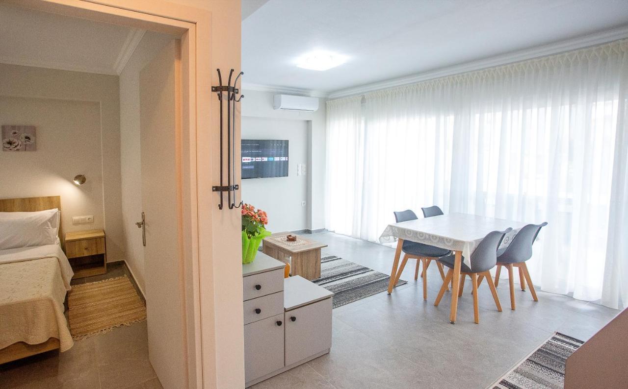 Natalia Peramos Appartement Néa Péramos Buitenkant foto
